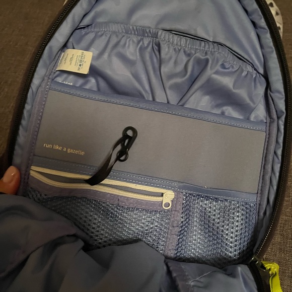 SOLD‼️SOLD‼️Lululemon backpack - Picture 6 of 10